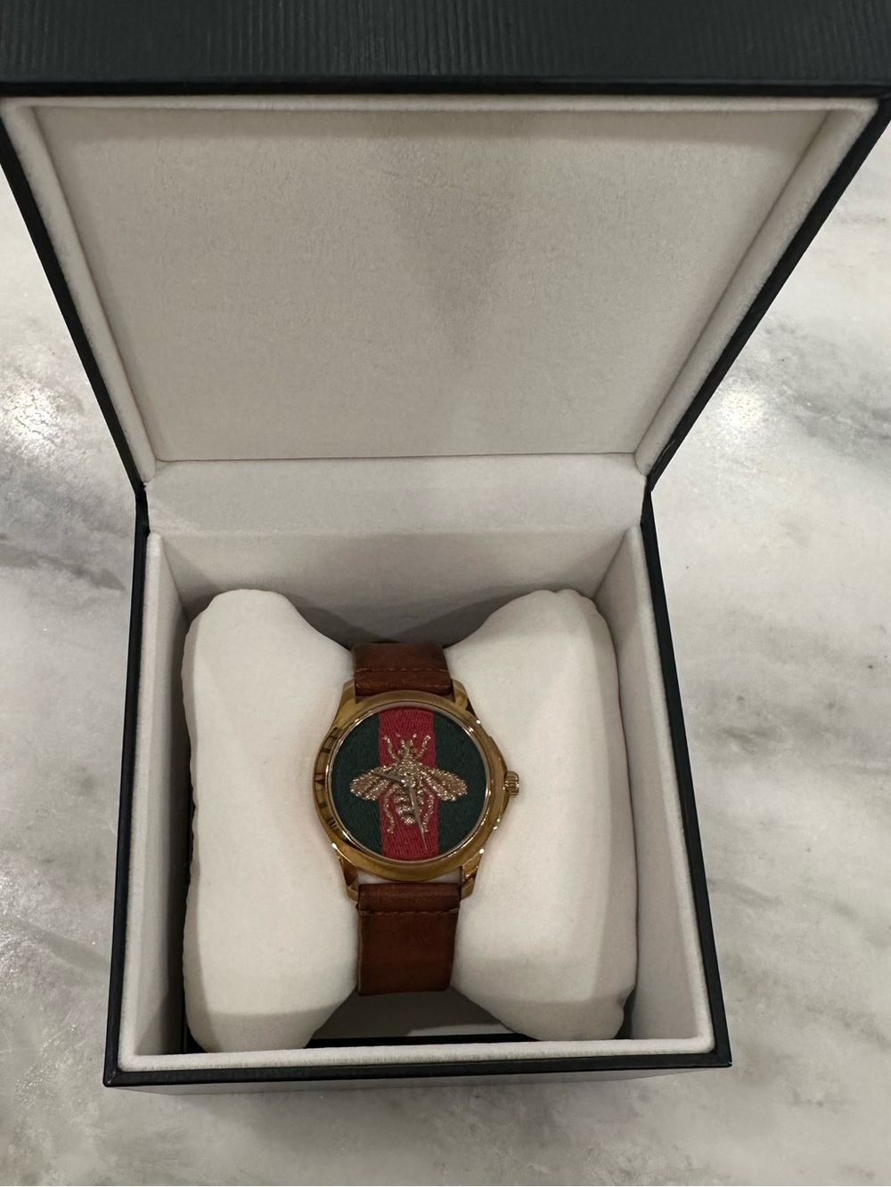 Gucci Men's Brown Leather Bee Dial Watch